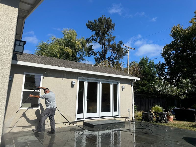 Window Cleaning in Redwood City: Professional Services for Homes and Businesses